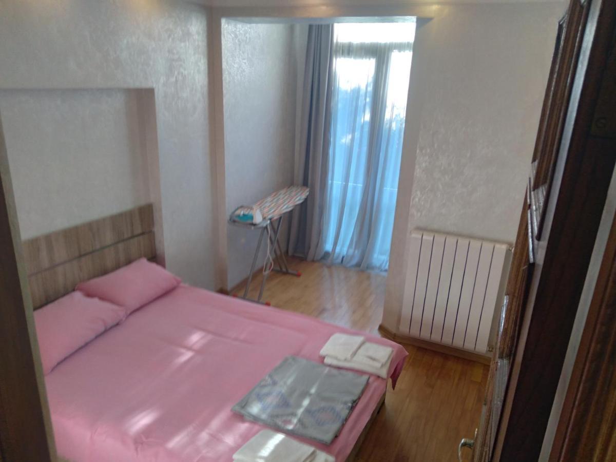 Oldbatumi Apartment Eksteriør bilde