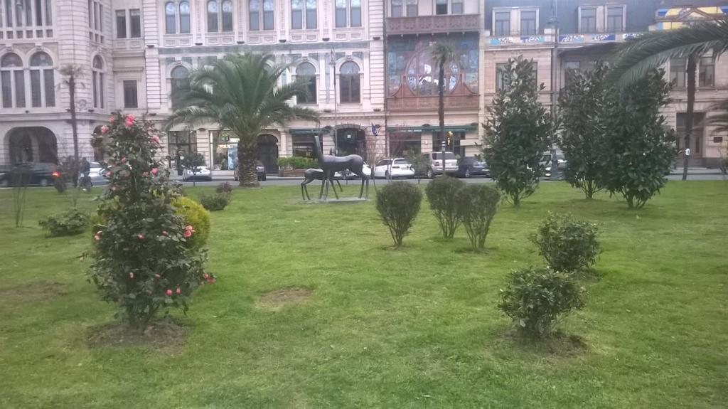 Oldbatumi Apartment Eksteriør bilde