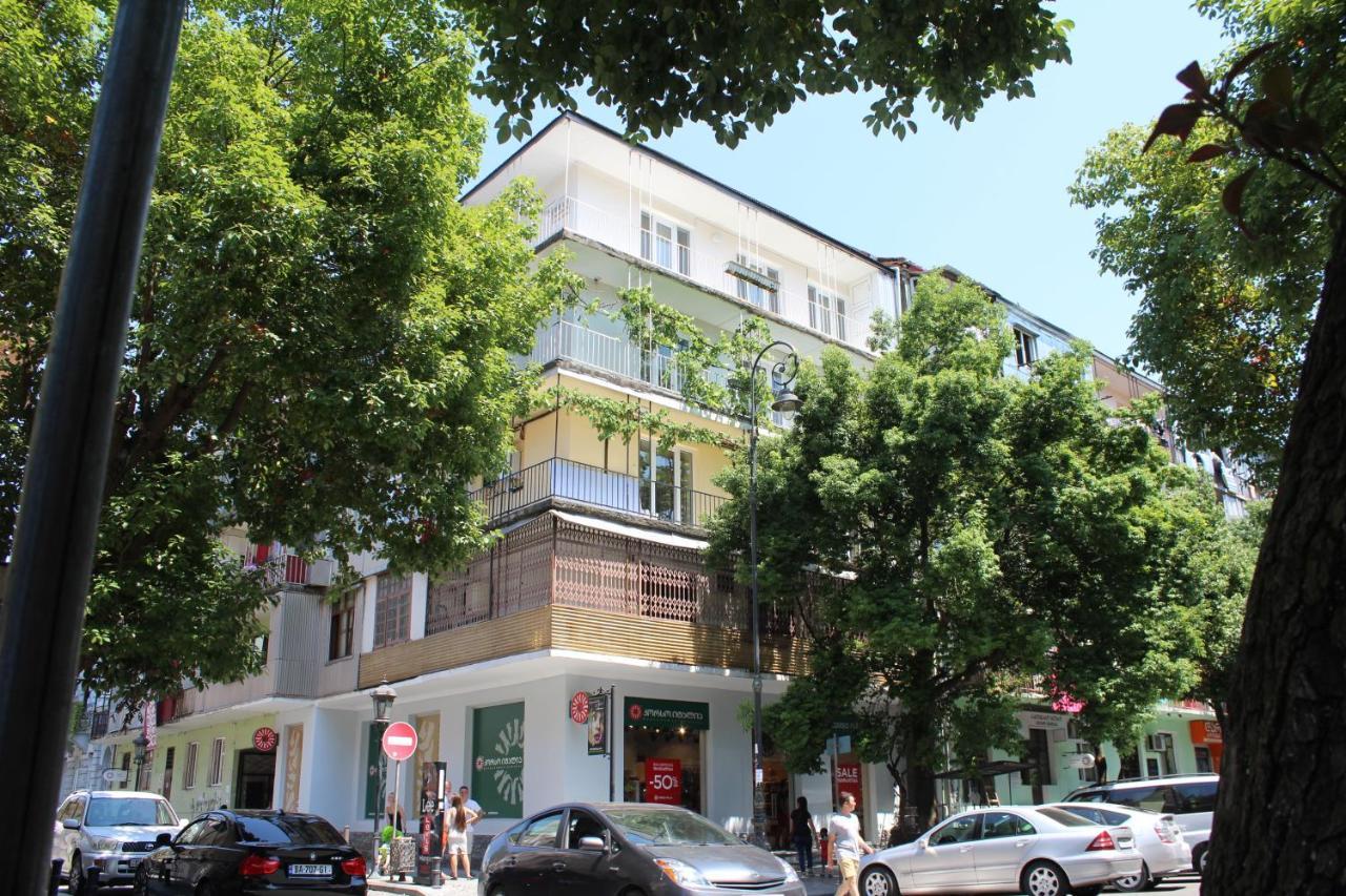 Oldbatumi Apartment Eksteriør bilde